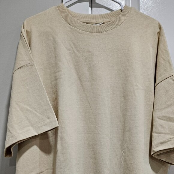 Cropp Oversized T-Shirt - Picture 1 of 4